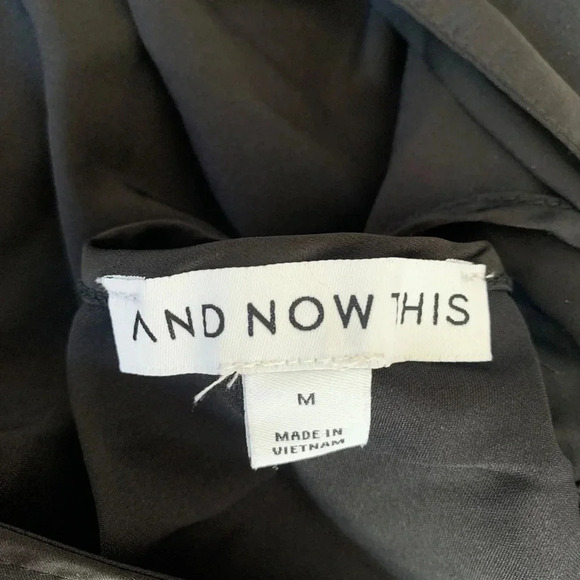 AND Now This women's size medium, black sleeveless blouse pit to pit 21" - Picture 4 of 5